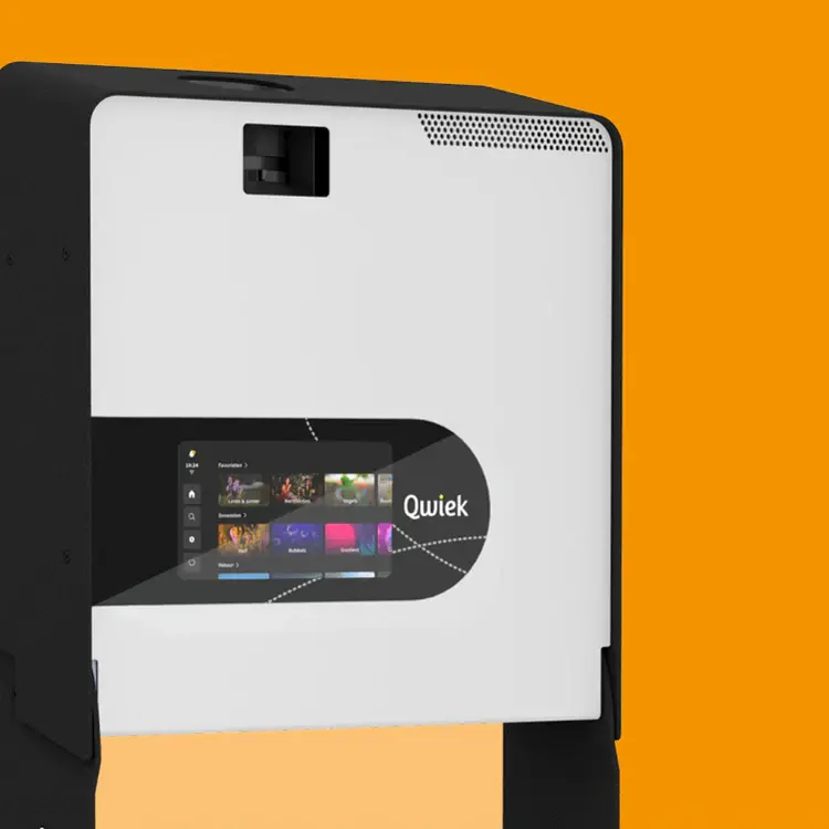 Qwiek.up met een touchscreen voor de bediening